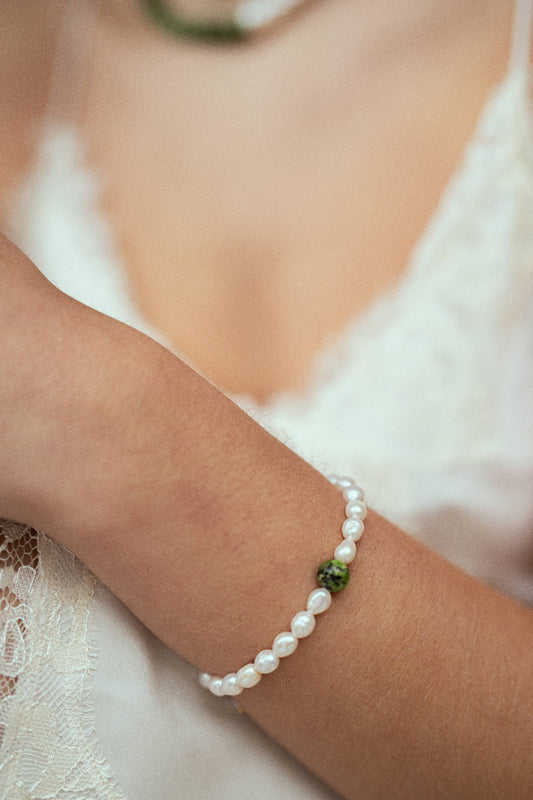 Pulsera Gaia. Jaspe verde y perlas