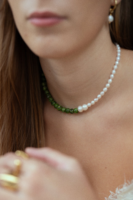 Collar Gaia. Jaspe verde y Perlas.