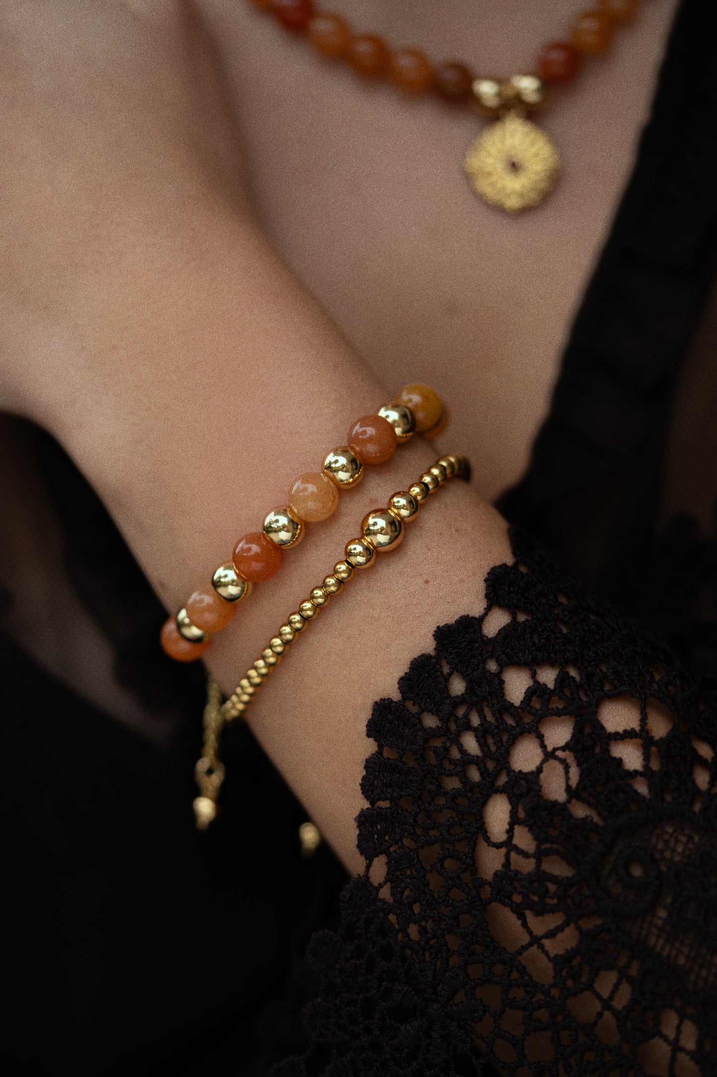 Pulsera Gaia. Dorado Minimal